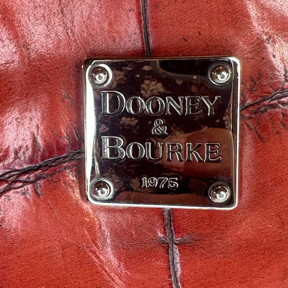 Vintage Dooney & Bourke Beige and Brown Fabric Label